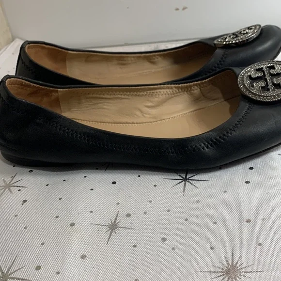 Tory Burch Black Flats with Silver sparkle logo design - Picture 6 of 9